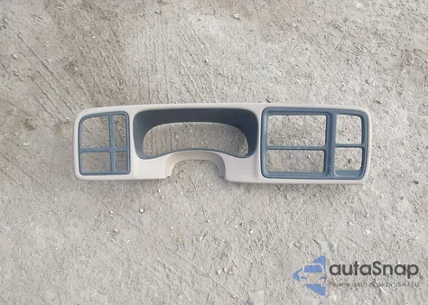 2003 Chevrolet Avalanche 1500 z USA, uszkodzony, nr VIN 3GNEC13T53G207676